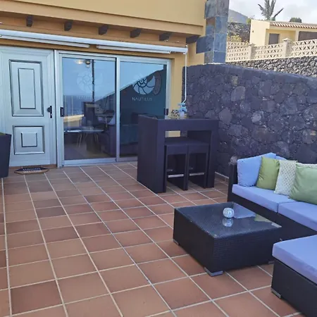 Nautilus I: Casa Con Terraza Y Vistas Al Mar Appartement